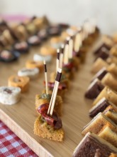 Notre zone d'activité pour ce service Service traiteur avec food-truck pour mariages, fêtes d'entreprise et vos événements festifs